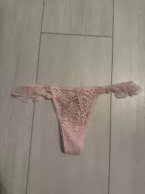 NWT Victoria's Secret Thong Panties Sz S - Pink Lace - Flutter Sides • $8.99