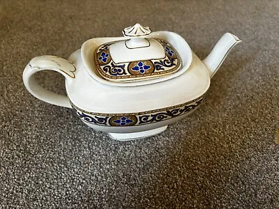 J & G Meakin Tea Pot • £10