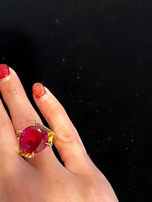 Vintage 14k Yellow Gold Lady's Ring With Large 14mm Synthetic Ruby Stone • $450