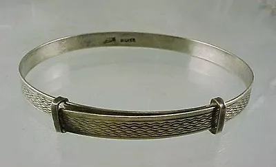 Vintage W.j.b. English Sterling Silver  Child Bracelet 4.7 Grams • $28