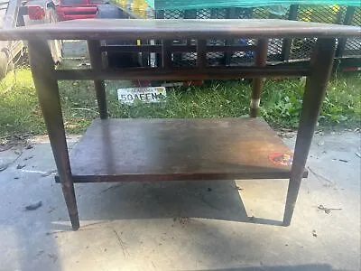 Lane Acclaim Dovetail Altavista Virginia End Table 900-82 • $400