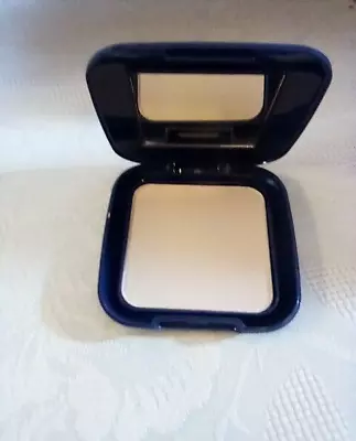 Maybelline Shine Free Matte Finish Powder ~ Light “Rare” • $24