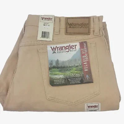 Wrangler Rugged Wear Relaxed Fit Men's Sz 38x30 Acorn Coupe Comfort • $24