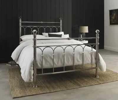 Krystal Shiny Nickel Bedstead Double 135cm - Grade A3 - Ref #0614 • £252