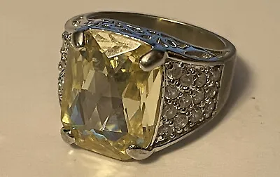 Beautiful FAS Sterling Silver Yellow Stone 22 Mm X 20 Mm CZ Ring Size 8  • $38.39