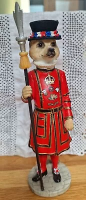 Magnificent Meerkats WINDSOR Figure CA04035 • £9.99