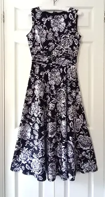 £13.95 • Buy Lovely JESSICA HOWARD Black/white Floral Stretch Jersey Dress US6 UK10