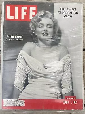 Vintage Life Magazine April 7 1952 - Marilyn Monroe - The Talk Of Hollywood • $75