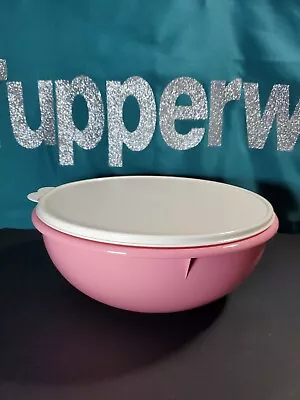 Tupperware Fix N Mix Bowl 26 Cup Vintage Collection Pink Cake Bowl New Sale New. • $39.99