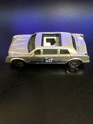 Matchbox Toy Diecast Vehicle Mattel Limousine 2001 China Silver VIP Shuttle • $6