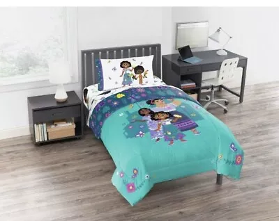 Disney Toy Story 4 Glow In The Dark Bedding Set Comforter Twin & Full New • $30