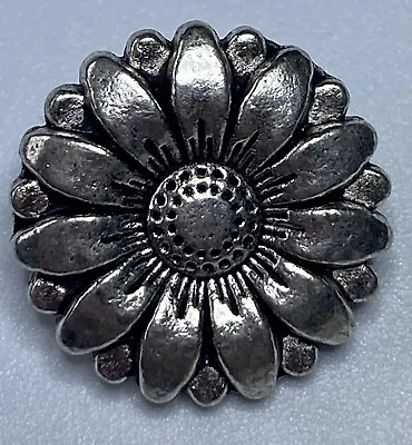 Metal Flower 1-hole 20mm Silver Halloween Craft Sewing Buttons Bundle 5pcs • £1.99