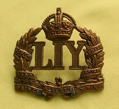 Brass Kc Leicestershire Imperial Yeomanry Cap Badge - C279 • £15