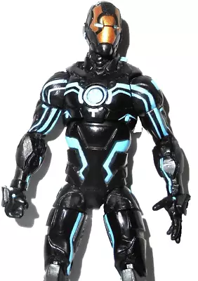 Marvel Universe IRON MAN Zero Gravity Armor Suit 2013 Series 5 018 18 Complete • $12.95