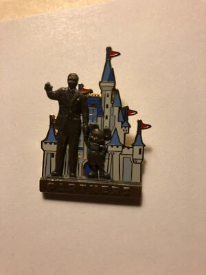 $7.99 • Buy Pre-owned 2004 Disney Partners Walt W/ Mickey + Castle Hat Lapel Pin – No Back