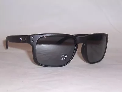 New Oakley Sunglasses HOLBROOK OO9102-D4 MATTE BLACK/ BLACK AUTHENTIC 9102 • $135.99