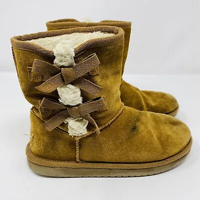 Ugg Koolaburra Kids Size 4 Brown Suede Short Victoria Boots Sheepskin Lined Bow • $18.49