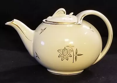 Hall China – Vintage 6-Cup Hook-Lid 1940s Cadet Beige Teapot (Estate Find) • $10.95