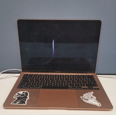 £76 • Buy Damaged - Apple MacBook Air (M1, 2020), 8C CPU/7C GPU, 8GB, 256GB, Gold