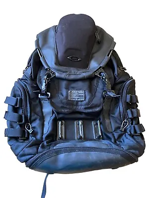 OAKLEY  Kitchen Sink  Tactical Field Gear Backpack (20-S1242-B) • $99.99