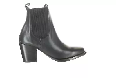 Mark Nason Womens Yuma-Clover Black Chelsea Boots Size 6 • $23.34