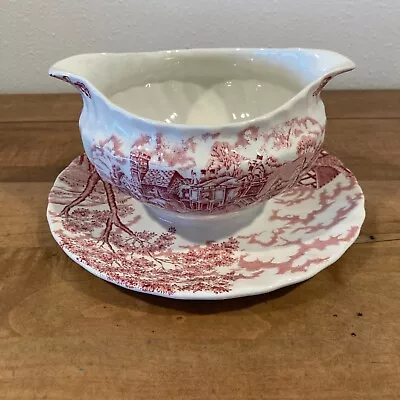 Myott Royal Mail Gravy Boat And Under Tray In Red – England – Excellent • $24.99