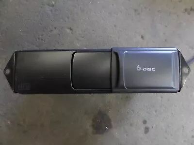 98-05 Volkswagen Passat OEM CD Changer 1J6035111 B140 • $39.99