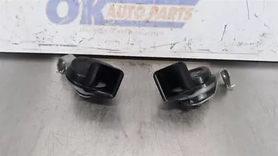 09 Dodge Challenger Horn Set Pair • $36