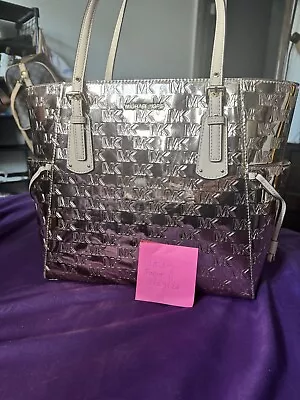 Michael Kors Voyager Rose Gold Large Tote EUC • $150