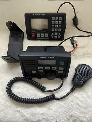 Icom Ic-m503 Marine Transceiver & Ds-100 Dsc Terminal Unit • £200