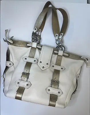 GUSTTO Spain Shoulder Handbag Purse White Distressed Leather ChunkySlouchy Soft • $39.99