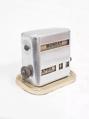 Vintage Art Deco Park Sherman  Desktop Perpetual Desk Calendar - Day/month • $59.95