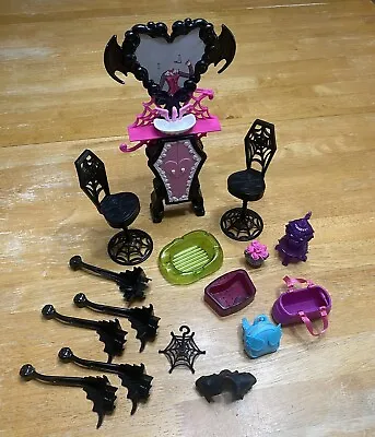 Monster High Playset Furniture & Accessories Lot (Chairs Vanity Purse Etc) • $12.99
