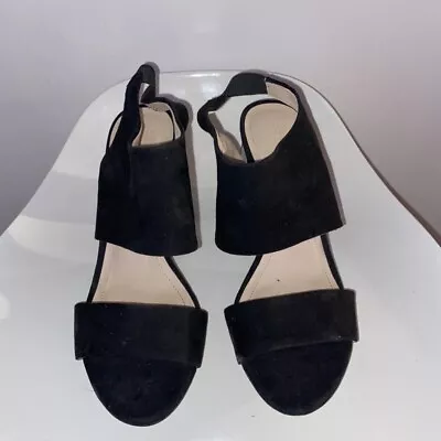 H&M Suede Block Heeled Sandals • £0.99
