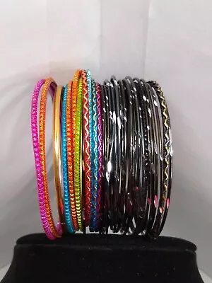 Vintage Mixed Bangle Bracelet Lot (44 Pieces) - Multicolor • $14.99