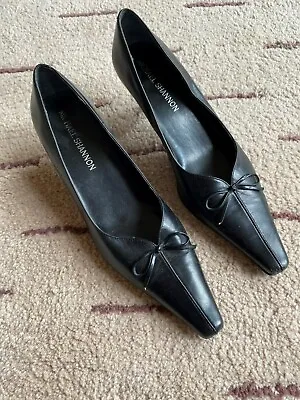 Michael Shannon Black 2 Inch Heel Shoes Size 8N • $3.50
