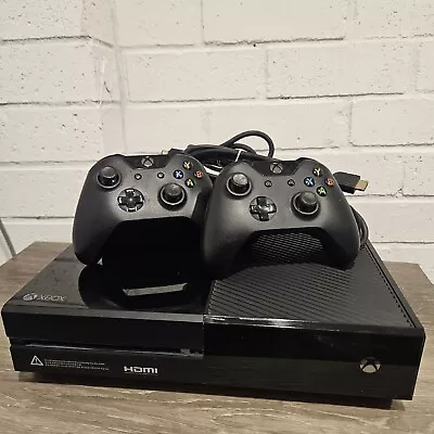 $160 • Buy Microsoft Xbox One 500GB Black Console +  2x Controller, Cables, Headsets WORKS