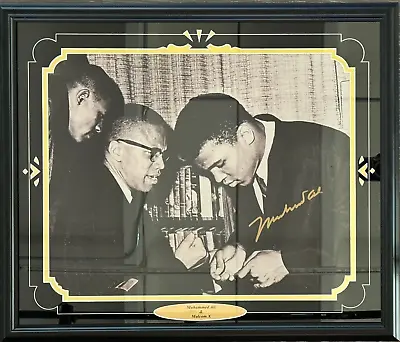 Muhammad Ali Autographed Framed 16x20 Photo (JSA) • $1651