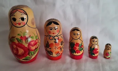 Vintage Of  5pc  Russian Matryoshka  Hand Painted Dolls • £12.50