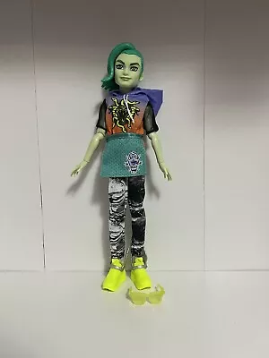 Monster High Deuce Gorgon G3 Coffin Bean Coffee Break Doll With Green Snake Hair • $15