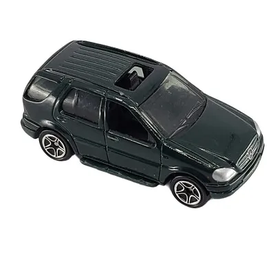 Matchbox 1999 Green Mattel 1:64 2.75  Long Diecast Mercedes Benz ML 430 Car Toy • $11.99