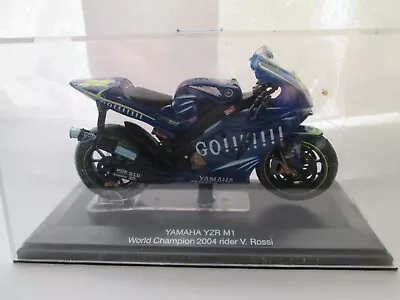 Valentino Rossi  Yamaha Yzr-m1 World Champion 2004  1-22 Scale Italeri  Model • £9.99