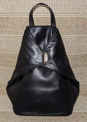£36.95 • Buy Visconti Small/medium Black Genuine Leather Backpack Or Shoulder Bag. 32x26x11cm