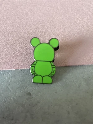 £0.99 • Buy Disney Trading Pins Green Mickey Mouse Vinylmation Jr. 2012 Disney Parks Used