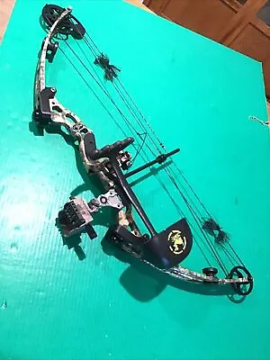 Hoyt ZR200 Compound Bow RH Loaded G5 Harmonic Damper Sight & Rest Kwikee Kwiver • $295