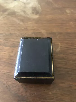 Antique Vintage Leather Ring Jewelry Presentation Box Simms Jewelers ￼ • $12