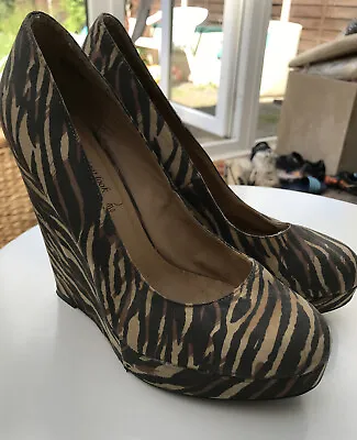 NEW LOOK ANIMAL PRINT High Heel Wedge Shoes UK 6 Zebra Leopard Fabric Narrow Fit • £8.99