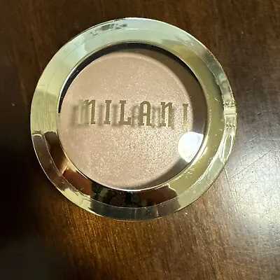 Milani Baked Highlighter 110 (Dolce Perla) - Cruelty-Free Powder Highlighter • $10.25