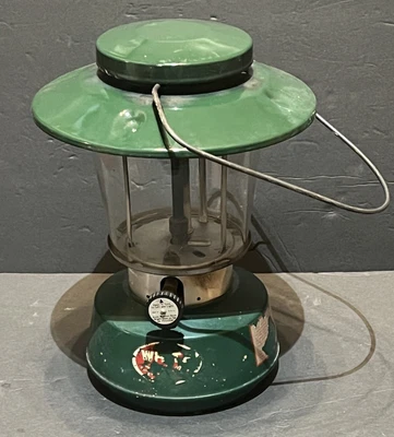 $29.50 • Buy THERMOS #8326 Vintage Camp Lantern 1965-70 Double Mantle Gasoline, Cracked Glass