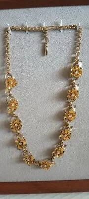 Vintage Goldtone Floral Design Necklace • $9.95